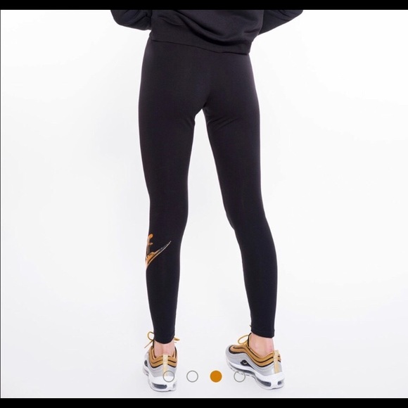 LAST ONE XS! NWT Nike Metallic GX Leggings - Picture 4 of 8